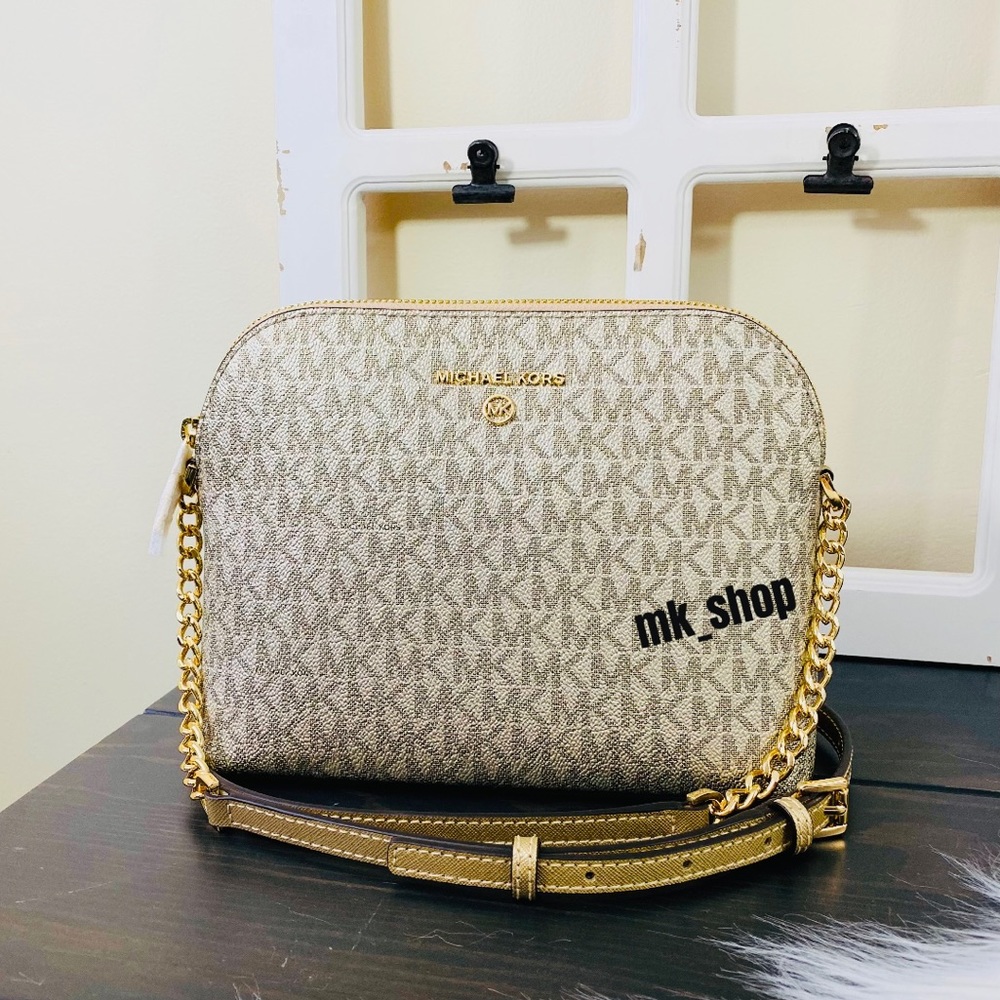 Michael Kors Cindy Large Dome Crossbody - Picture 2 of 13